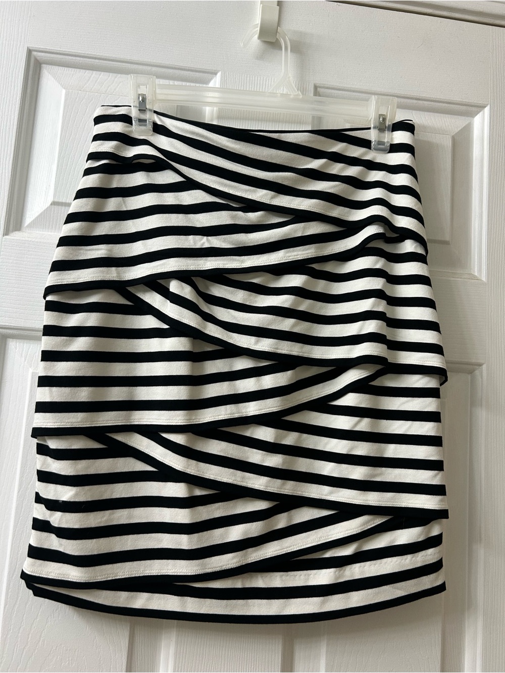 WHBM Black & White Striped Ruffle Layer Skirt - Picture 2 of 6